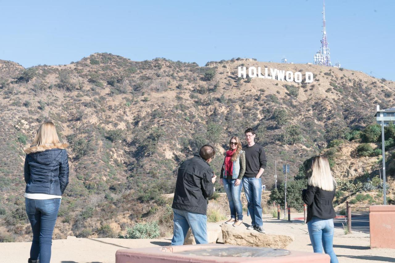 | Cozy Hollywood Get Away