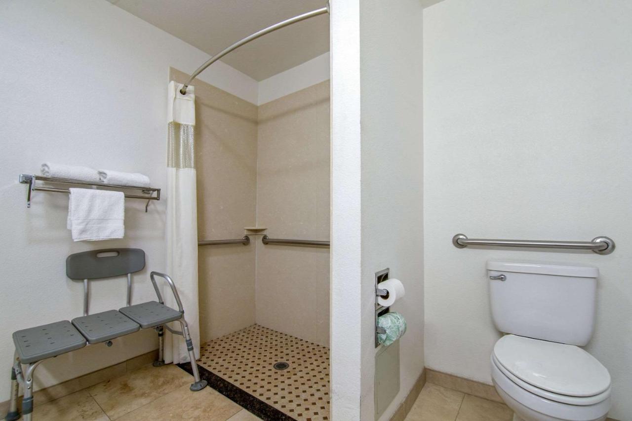 | Rodeway Inn Adelanto US 395