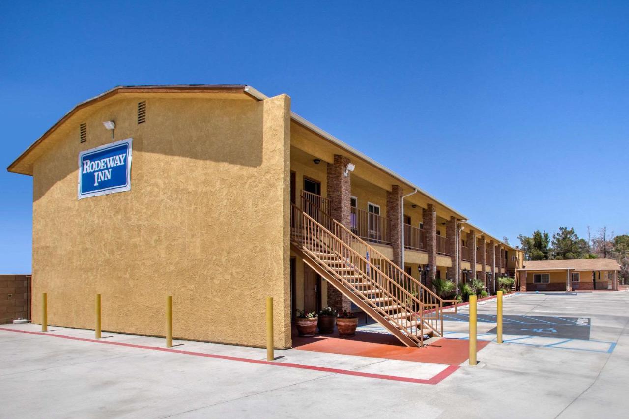 | Rodeway Inn Adelanto US 395