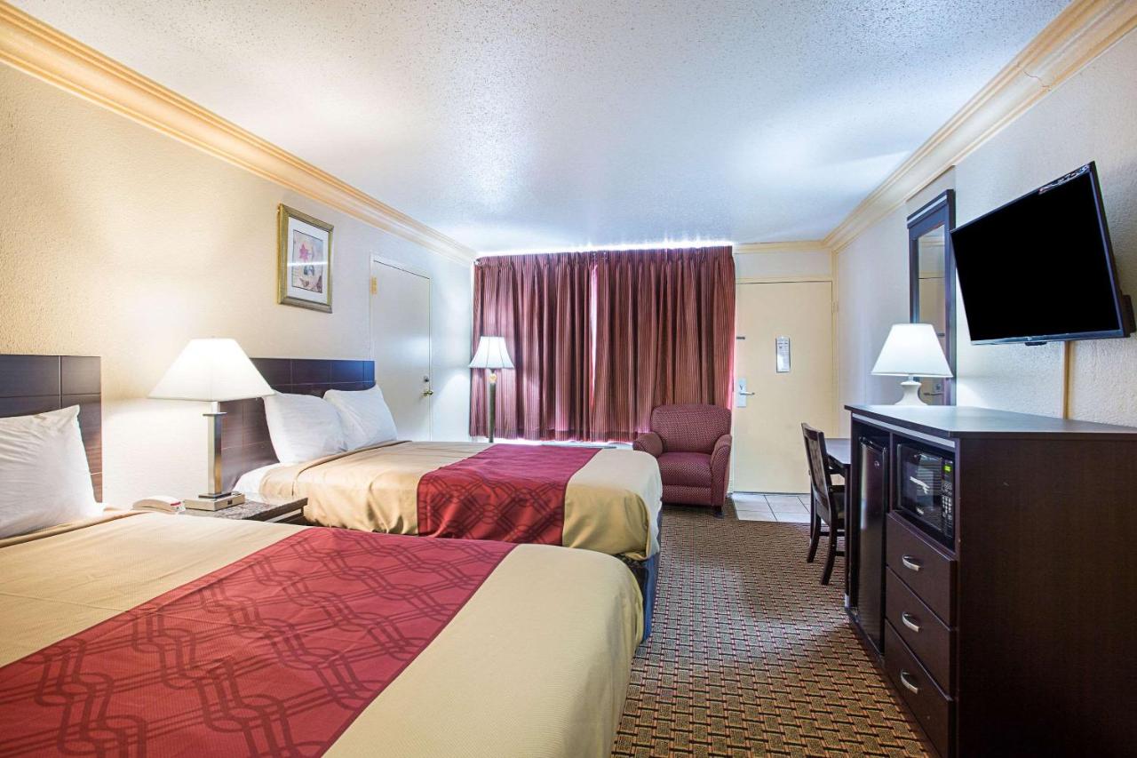  | Parkway Inn of Birmingham