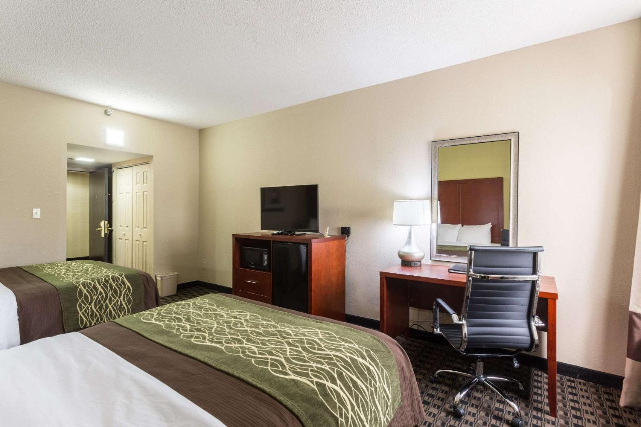 Queen Room with Two Queen Beds - Non-Smoking at Comfort Inn Decatur Priceville