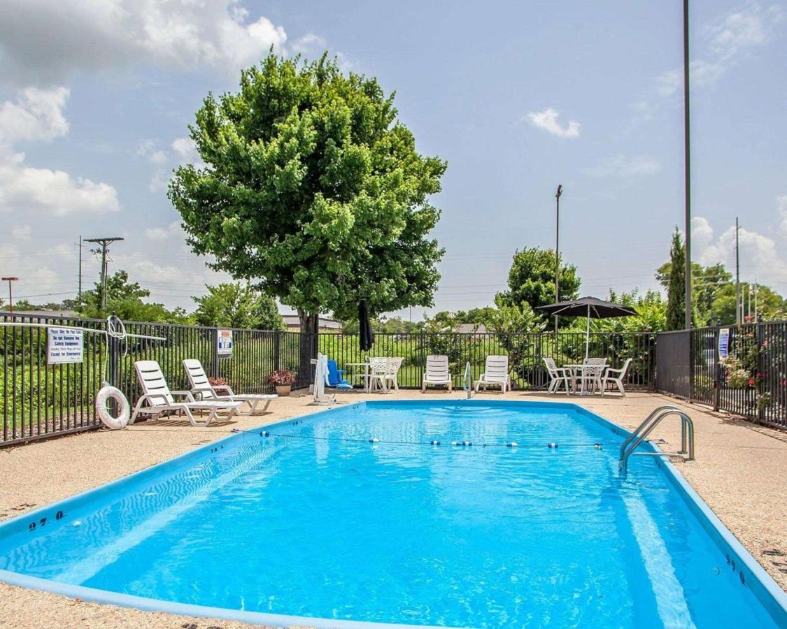  | Quality Inn Florence Muscle Shoals