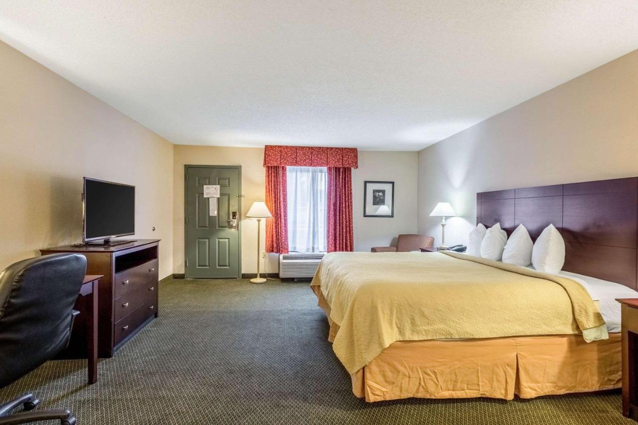 King Room - Smoking at Quality Inn Heber Springs