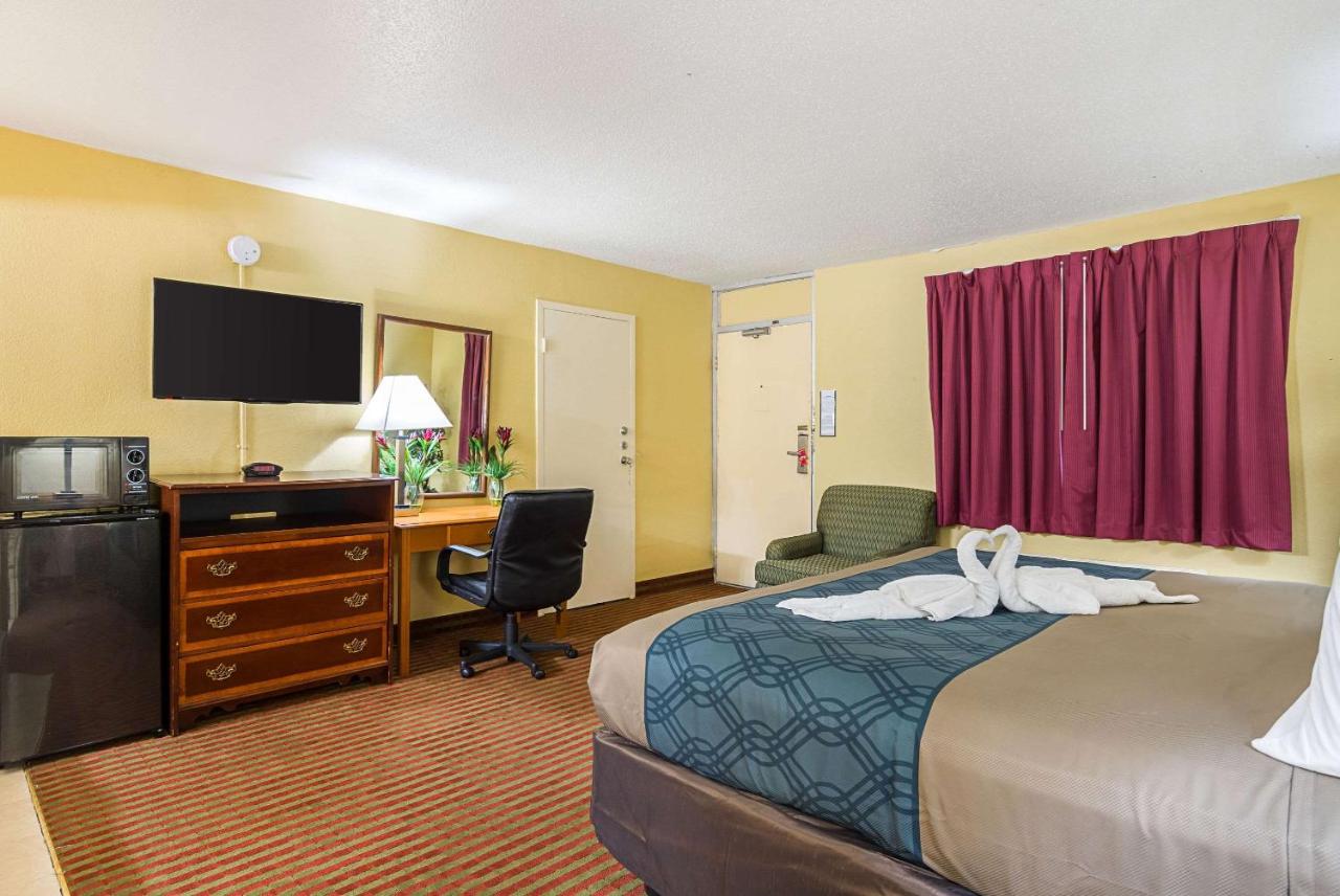 | Econo Lodge Jacksonville near Little Rock Air Force Base