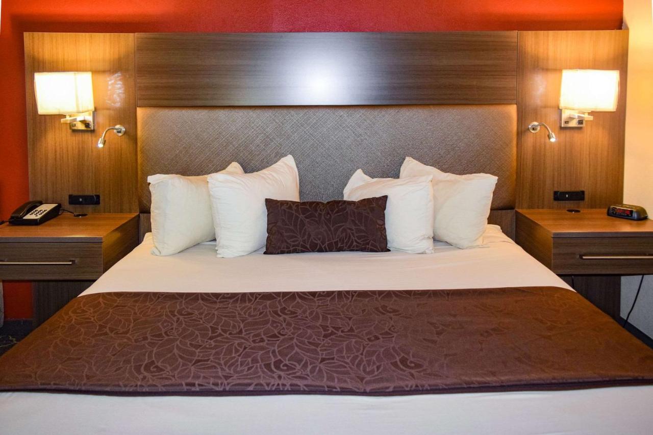  | American Inn & Suites West Memphis