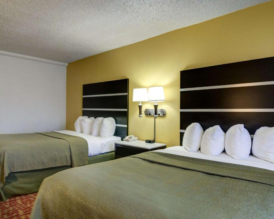 Queen Room with Two Queen Beds - Smoking at Quality Inn Fort Smith I-540