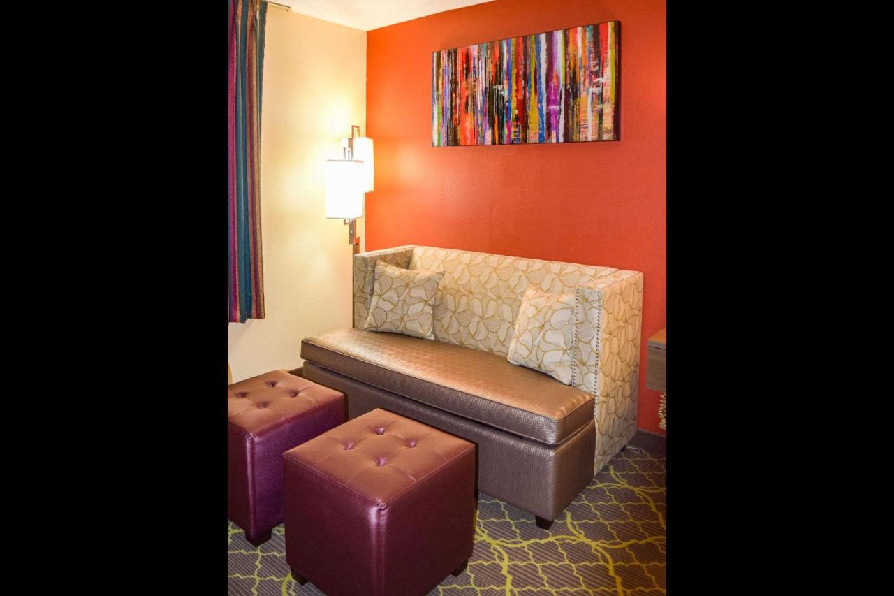  | American Inn & Suites West Memphis