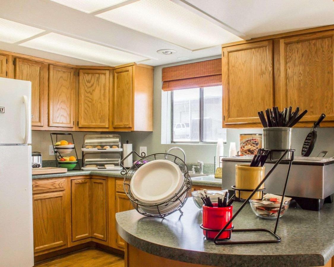 | Rodeway Inn Silver Creek Inn