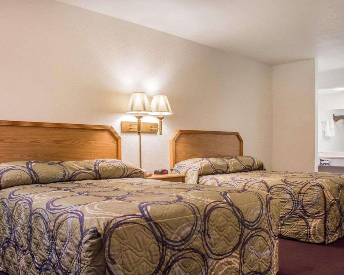 | Rodeway Inn Silver Creek Inn