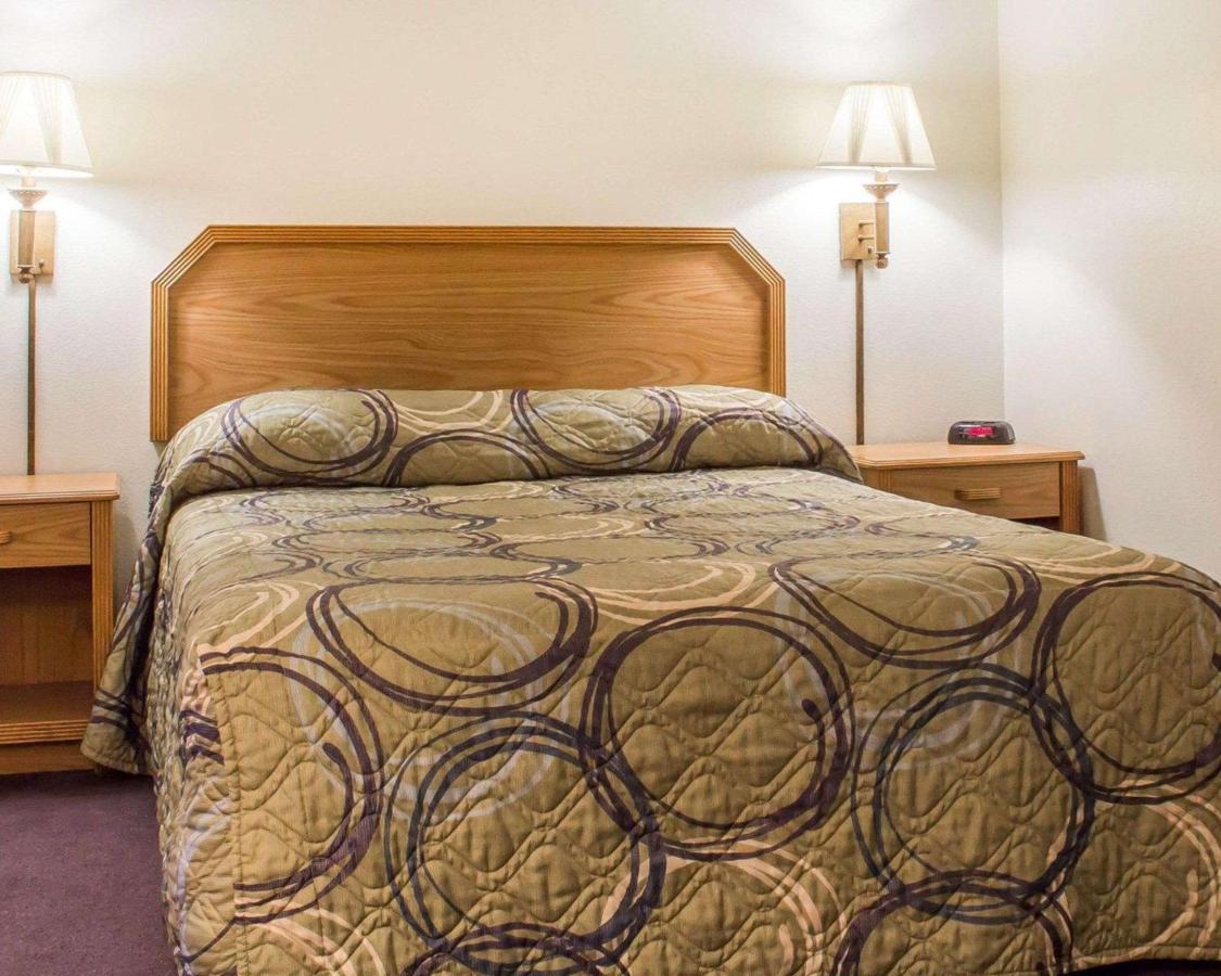 | Rodeway Inn Silver Creek Inn