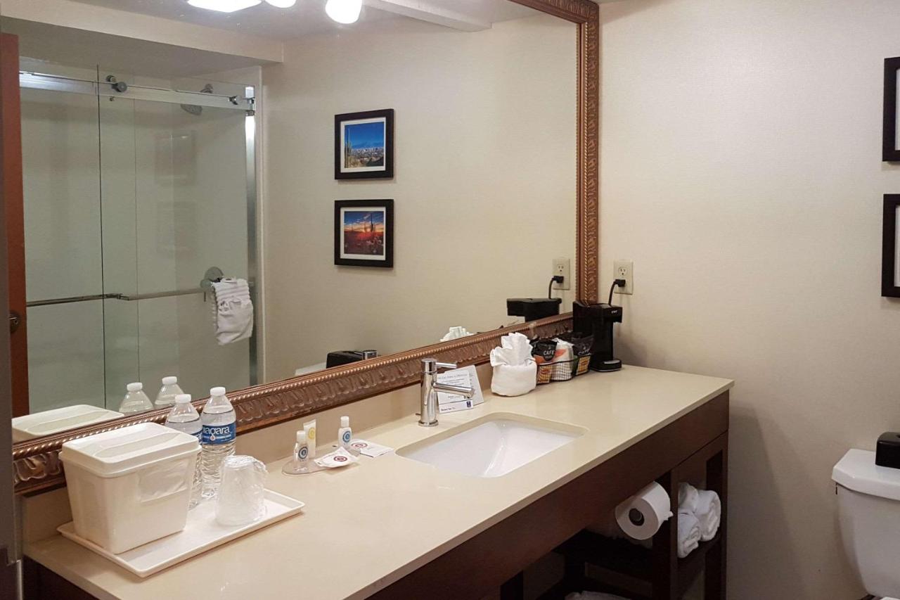 King Room - Non-Smoking at Comfort Inn I-10 West at 51st Ave
