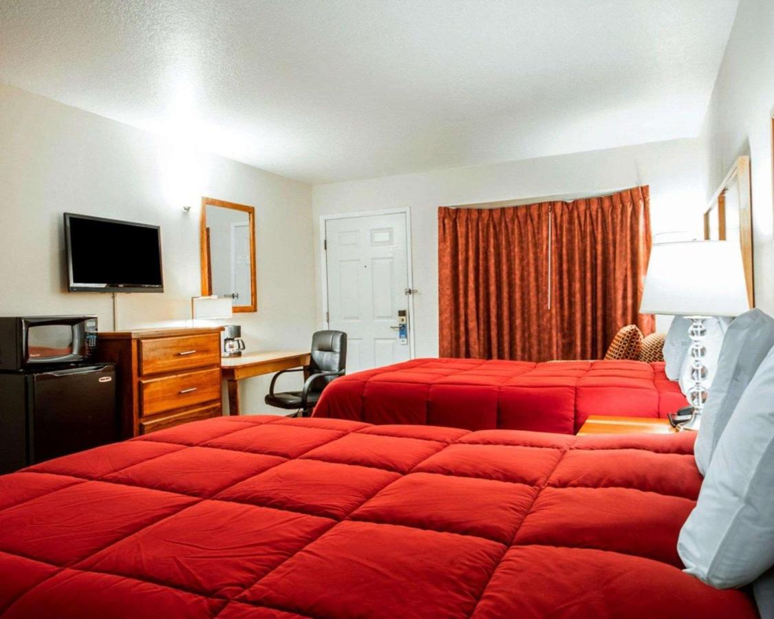 | Sea Drift Inn