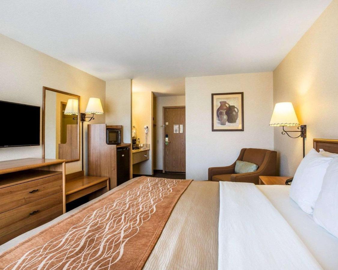 | Quality Inn Lone Pine near Mount Whitney