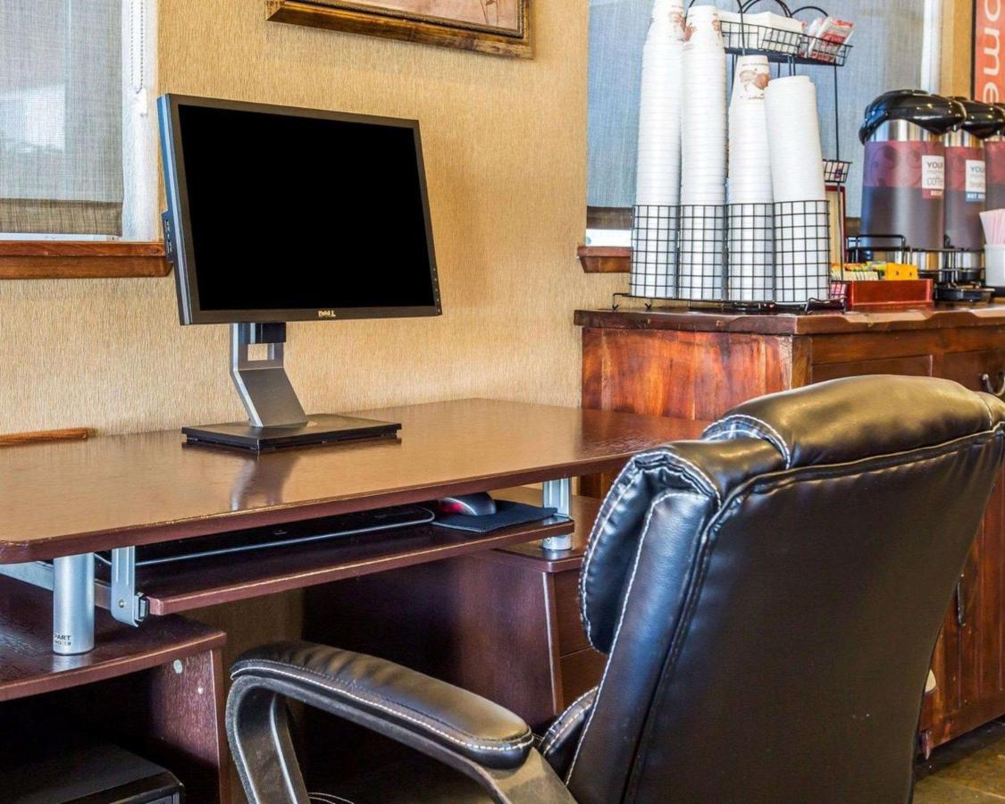 | Quality Inn Lone Pine near Mount Whitney