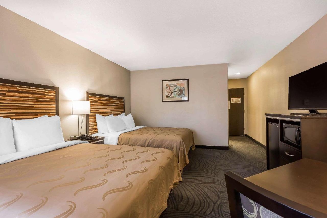 | Quality Inn Fallbrook