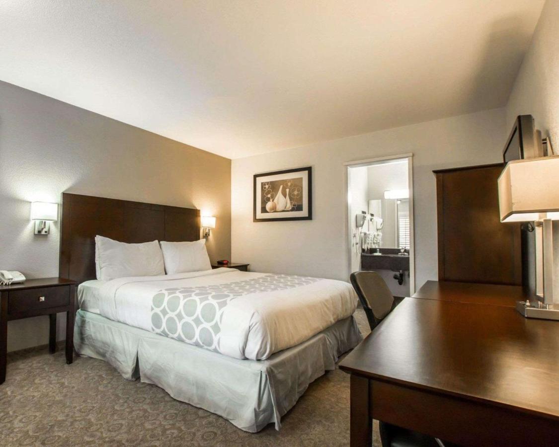Room #5916207 at Rodeway Inn Los Angeles Convention Center