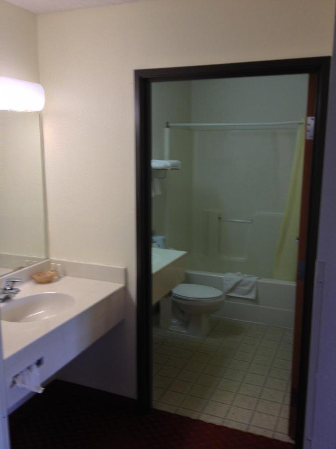| Americas Best Value Inn & Suites-Spring Valley
