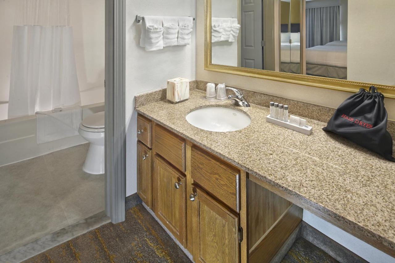 | New Haven Village Suites