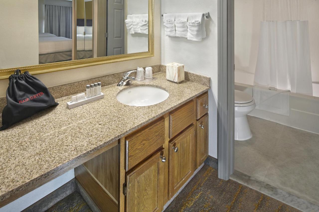 | New Haven Village Suites