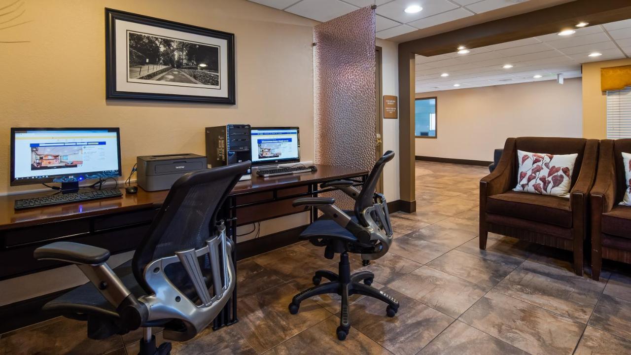  | Best Western Inn & Suites