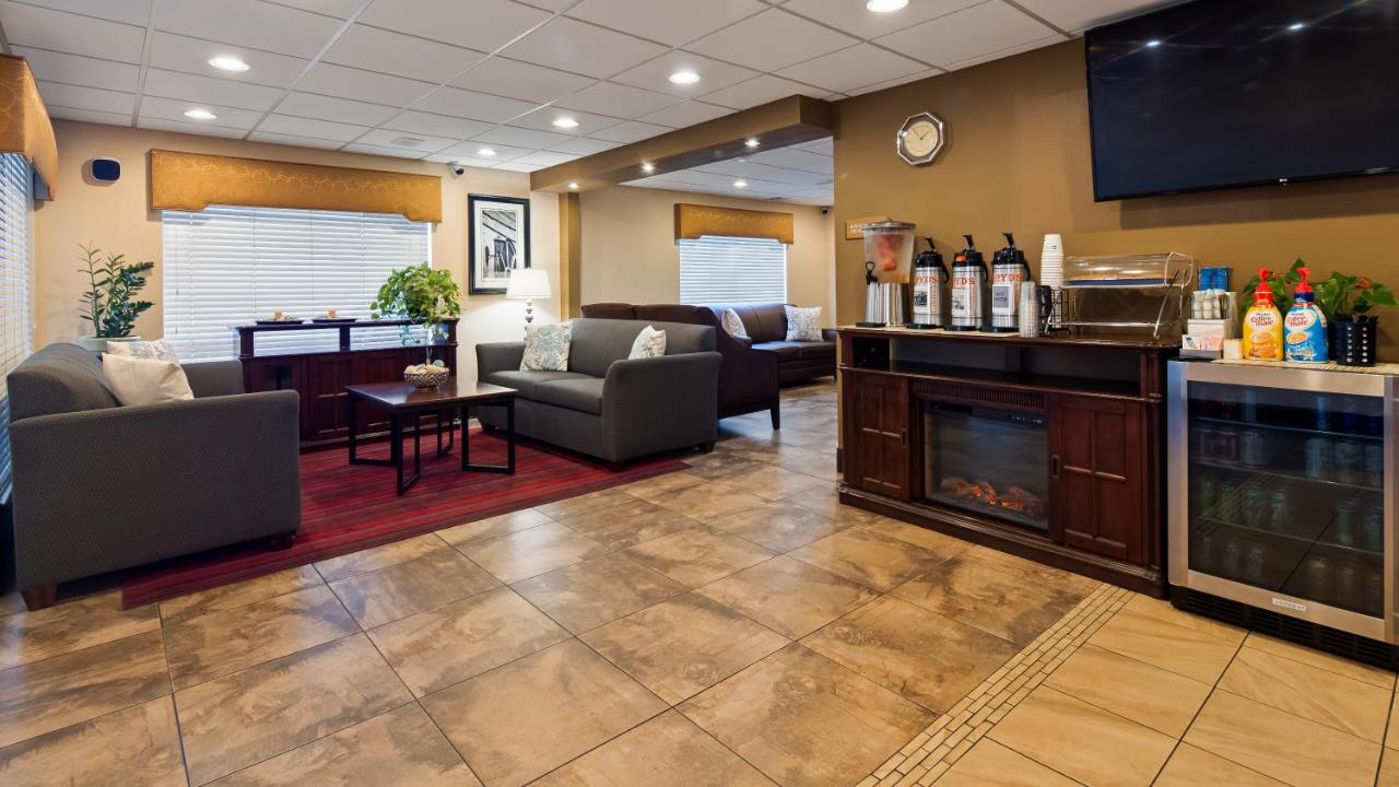  | Best Western Inn & Suites
