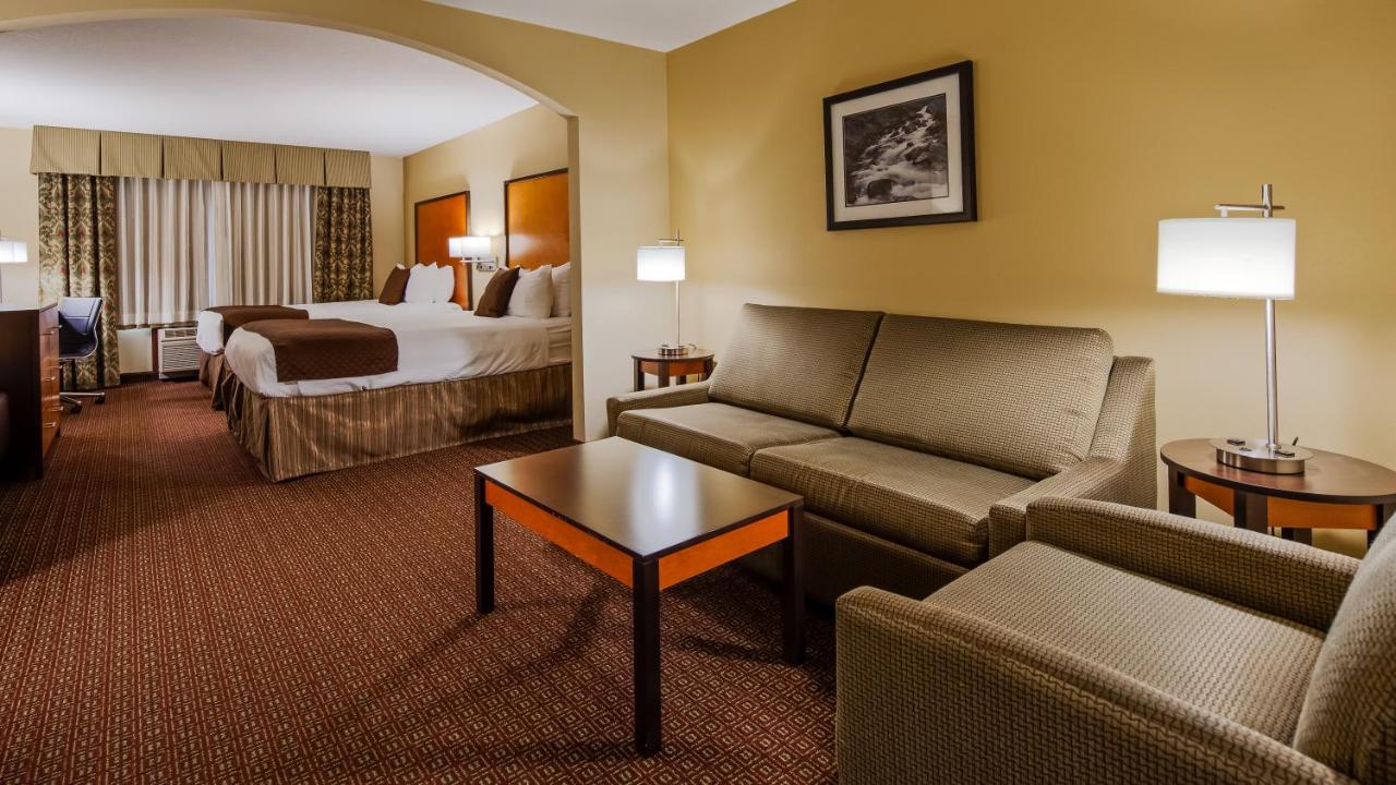  | Best Western PLUS Cascade Inn & Suites