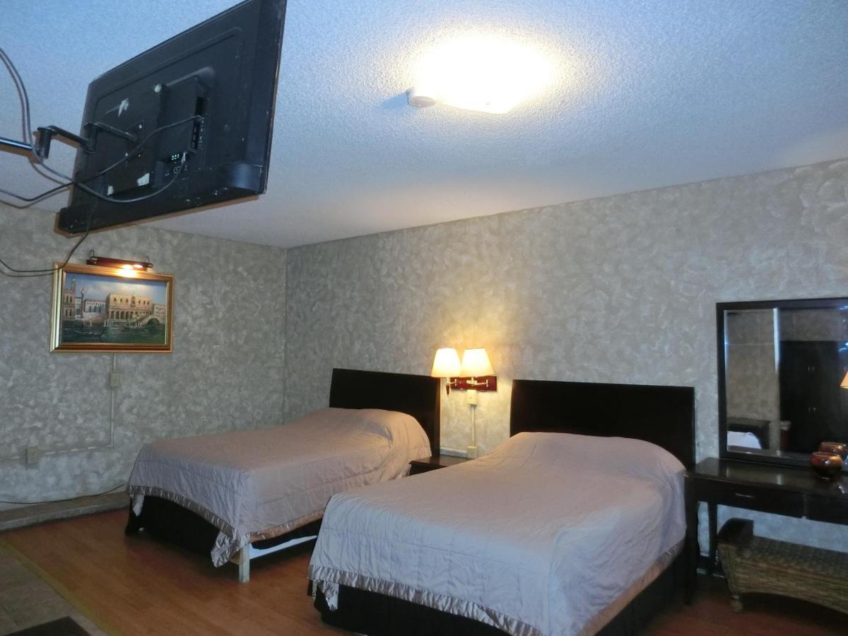 | The Garden Villas Hotel