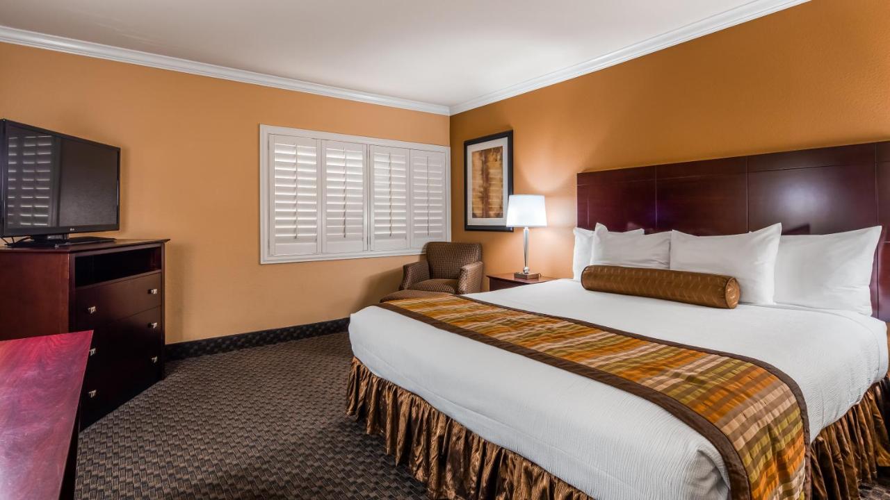 Standard King Room (No Resort Fees + Free Parking) at Best Western Plus Casino Royale - Center Strip