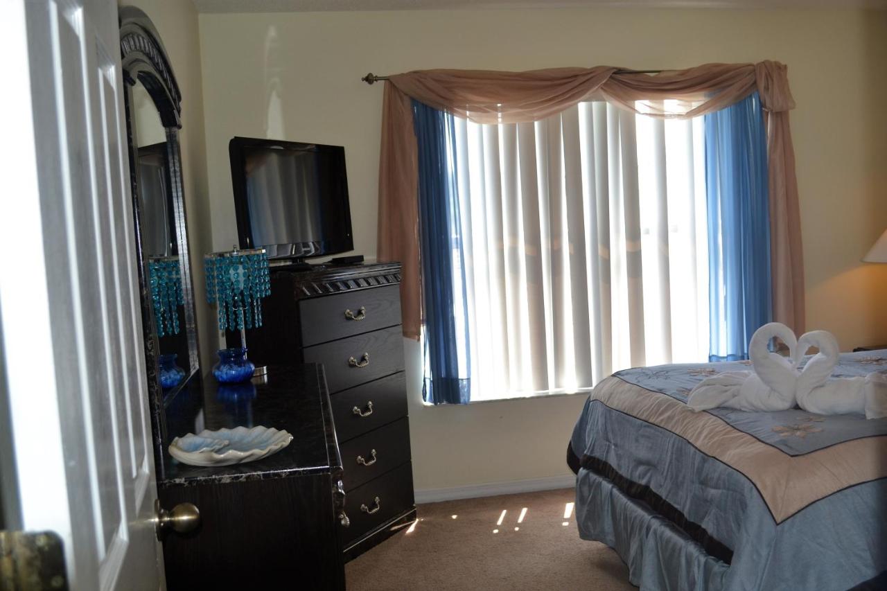  | Four Corners Villas