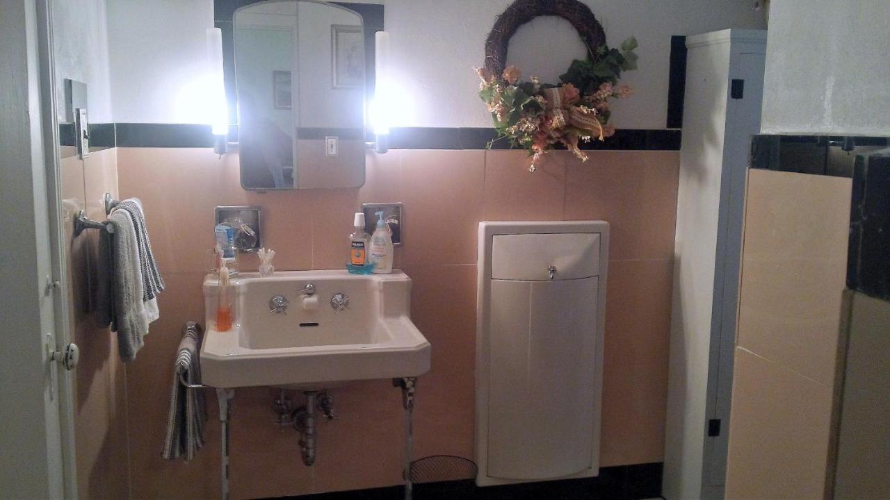 | Maurrocks - A Pocono Mountains B&B