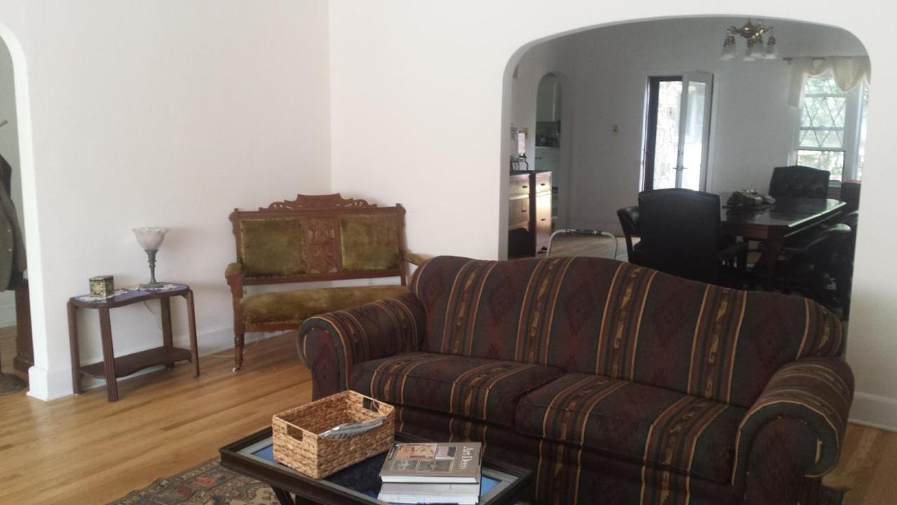 | Maurrocks - A Pocono Mountains B&B