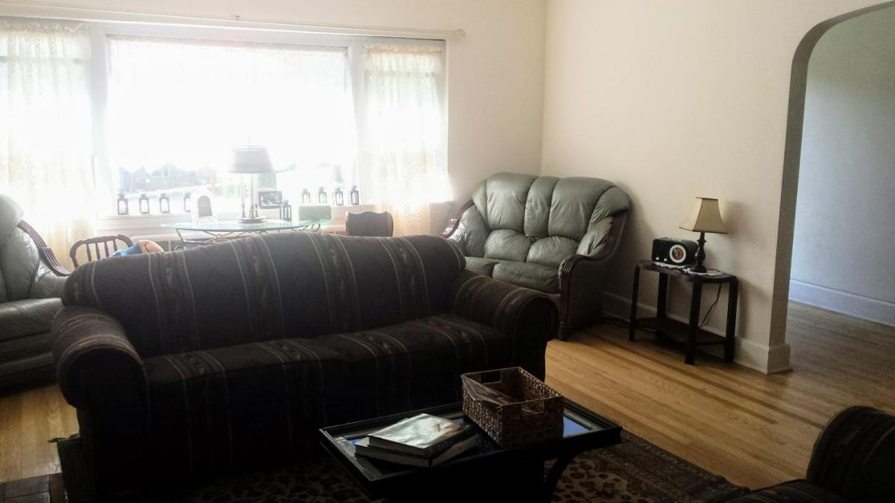 | Maurrocks - A Pocono Mountains B&B