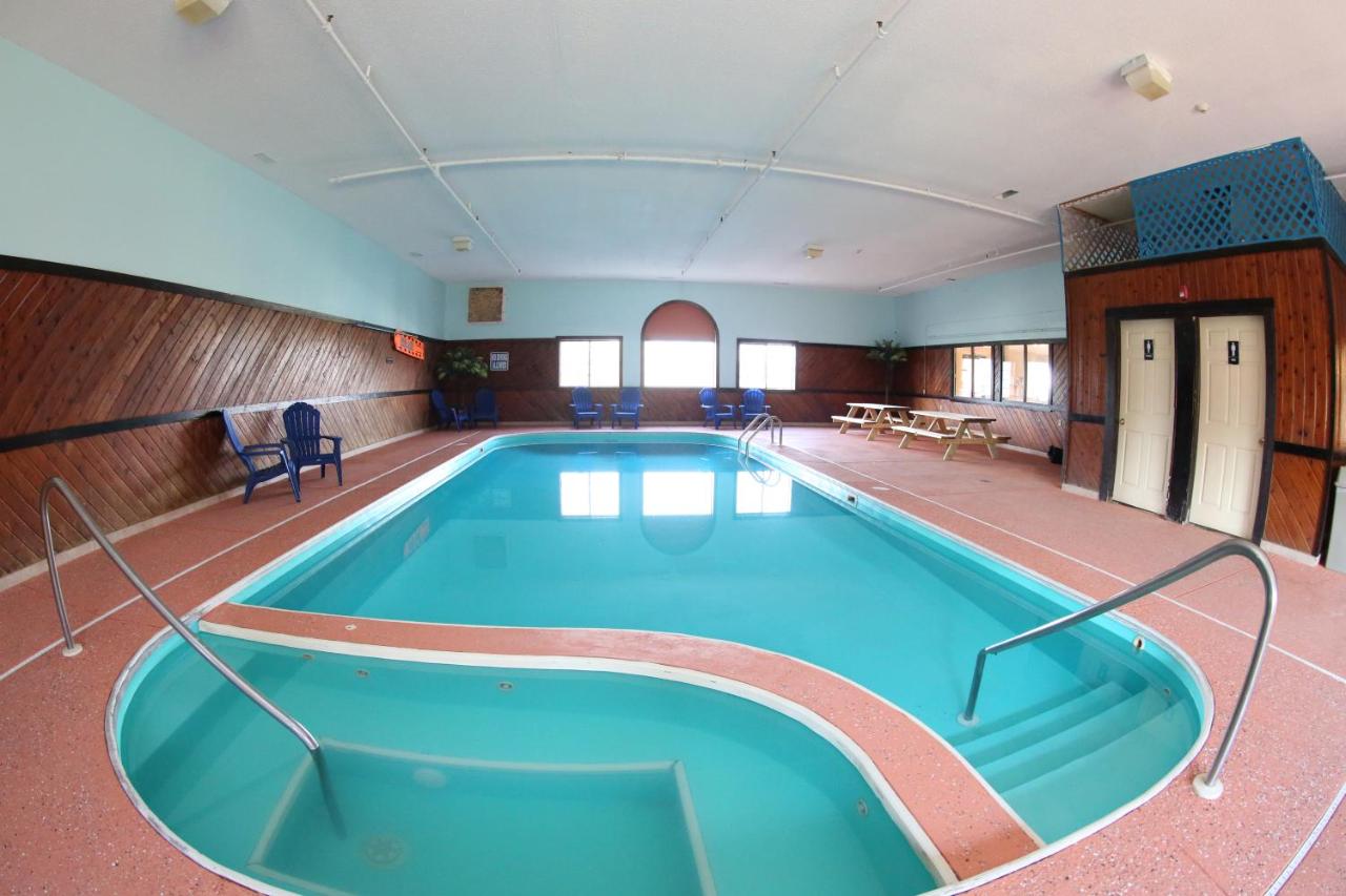 | Super 8 by Wyndham Portsmouth