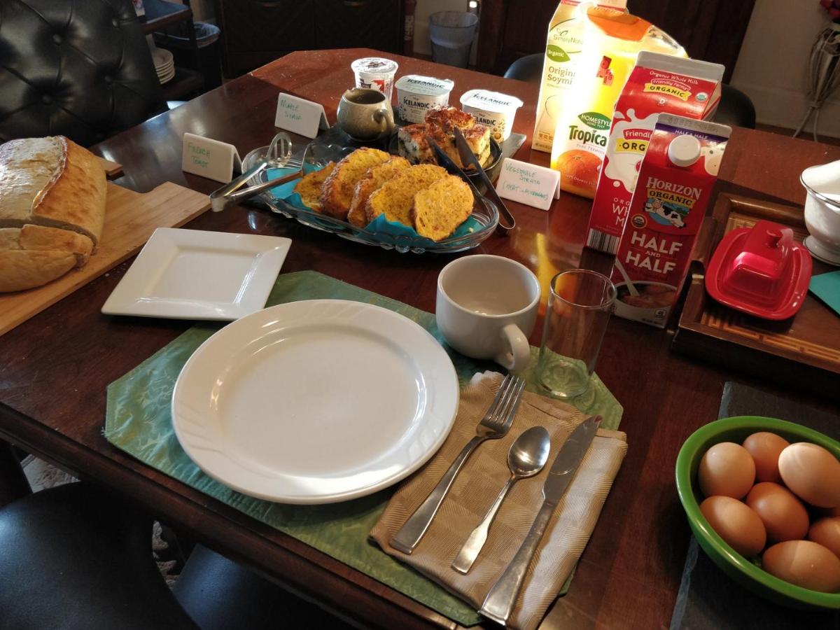 | Maurrocks - A Pocono Mountains B&B