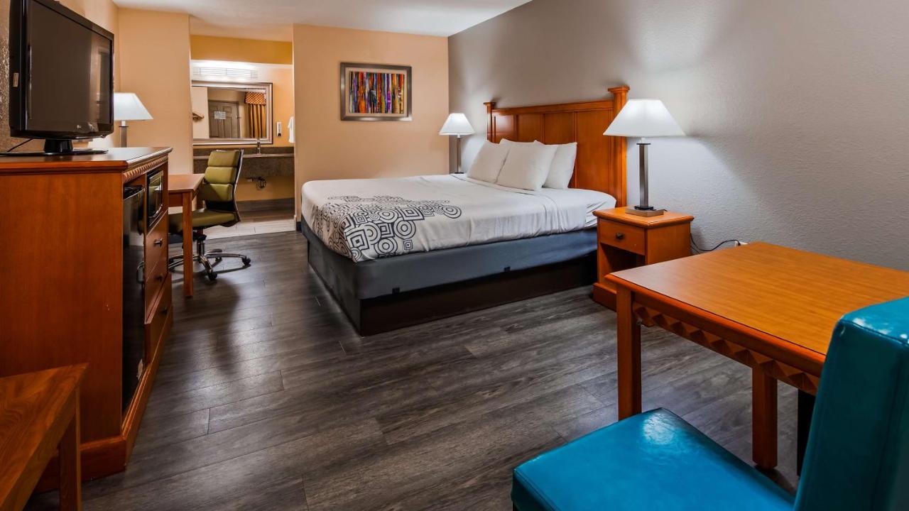 | Best Western Jacksonville Inn