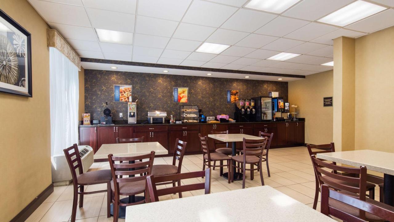 | Best Western Springfield West Inn