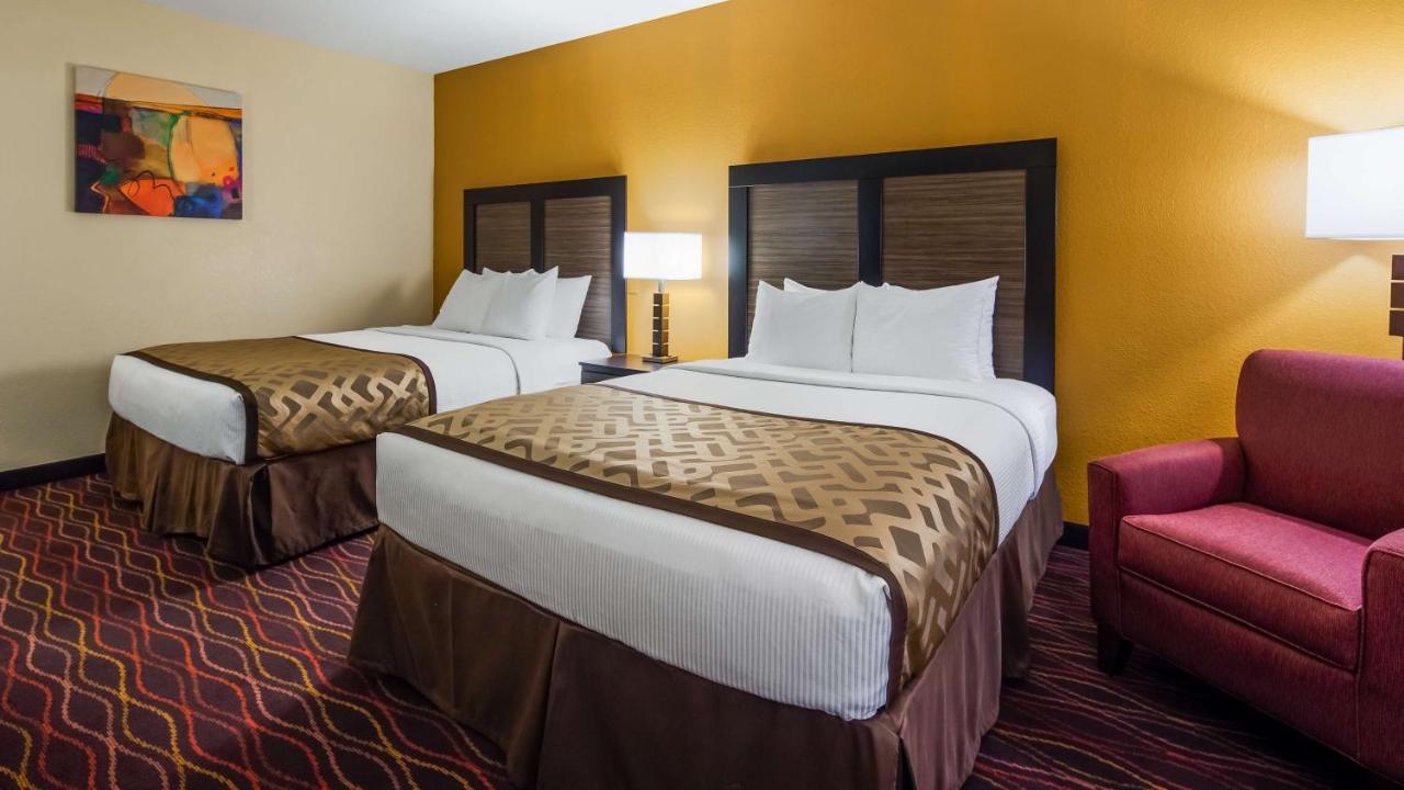 Queen Room with Two Queen Beds - Non Smoking at Best Western B. R. Guest