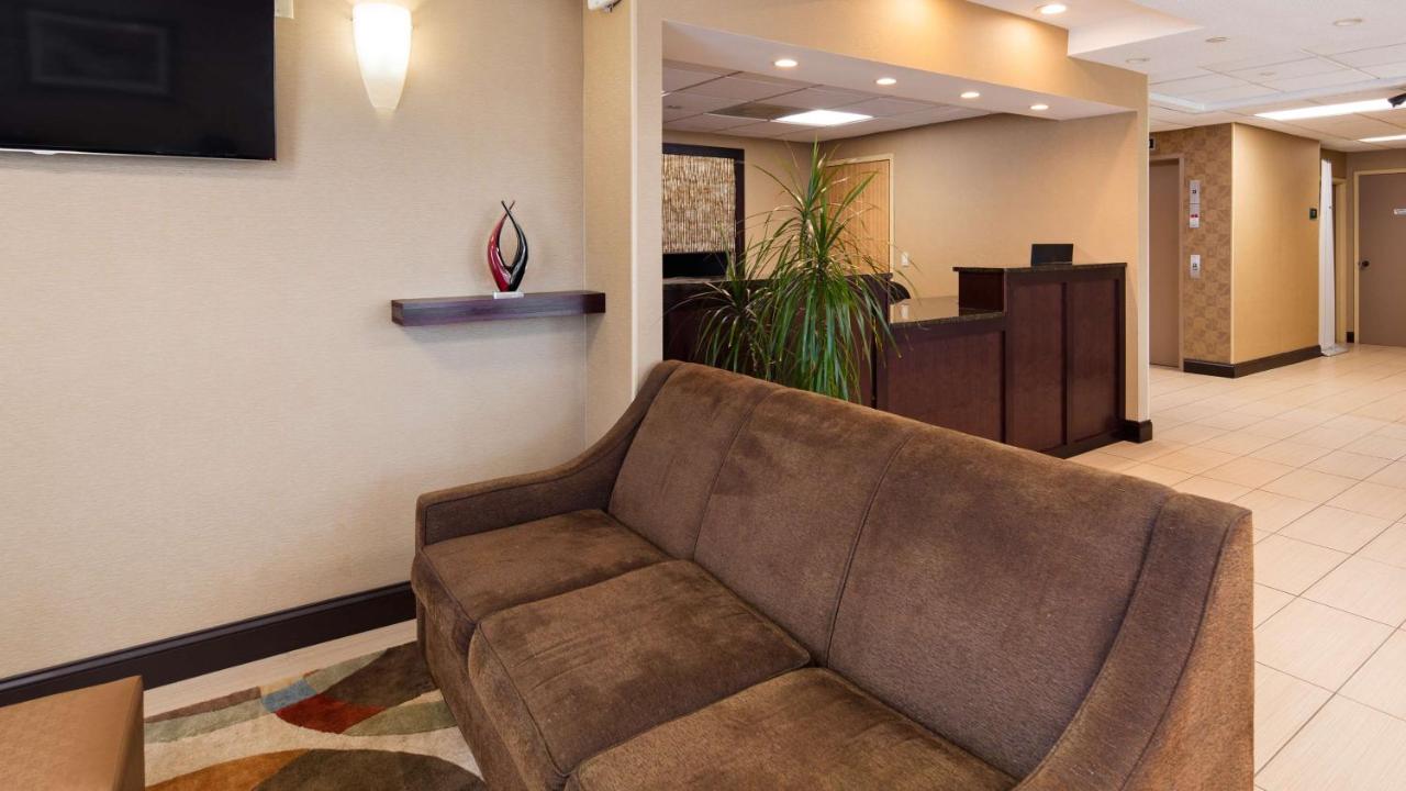 | Best Western Springfield West Inn