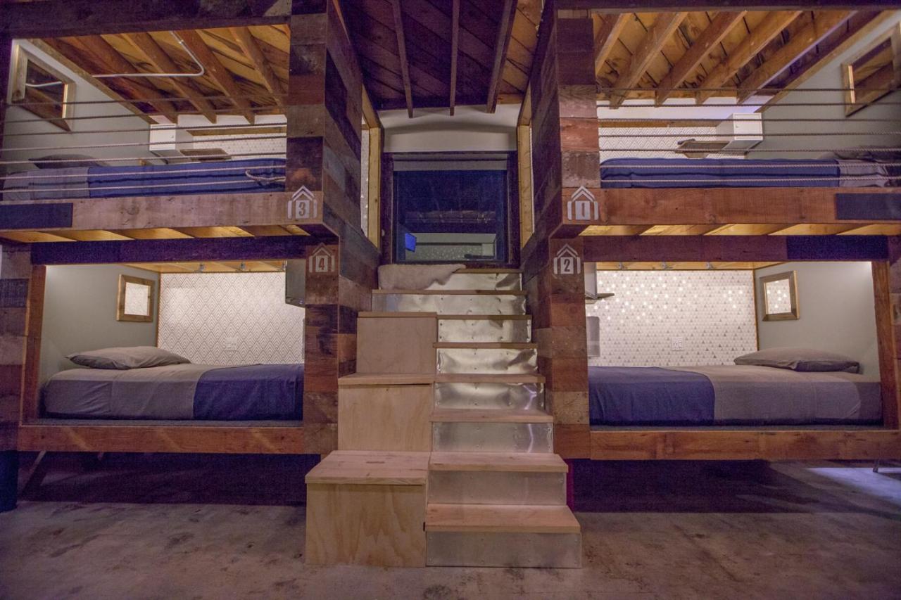 | PodShare Los Feliz