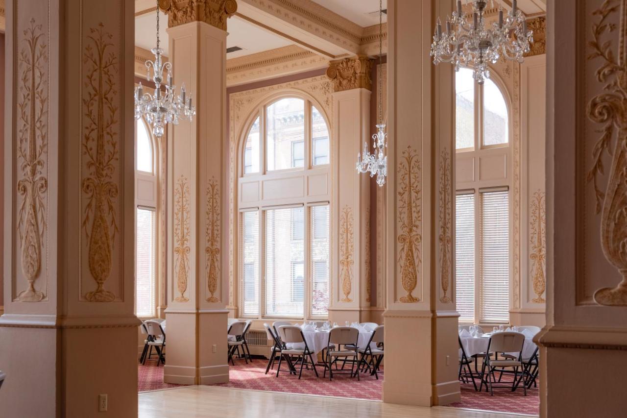 | Finlen Hotel and Motor Inn