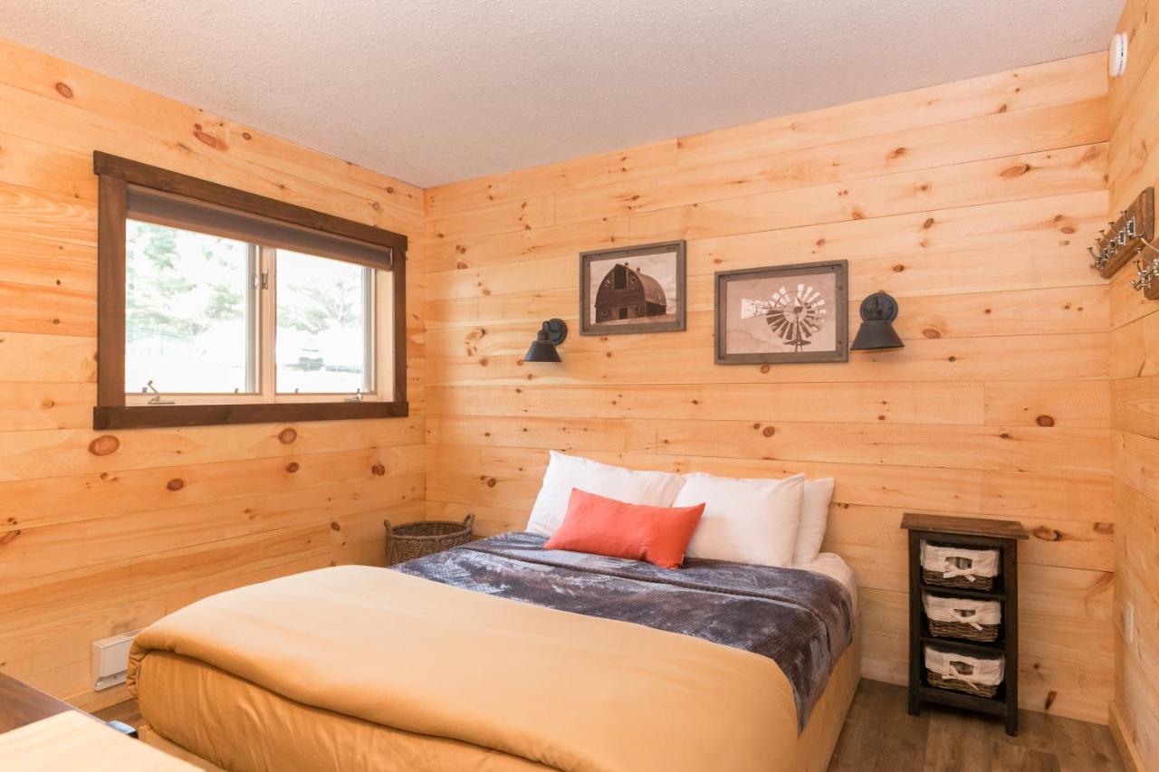 | Warren Lodge