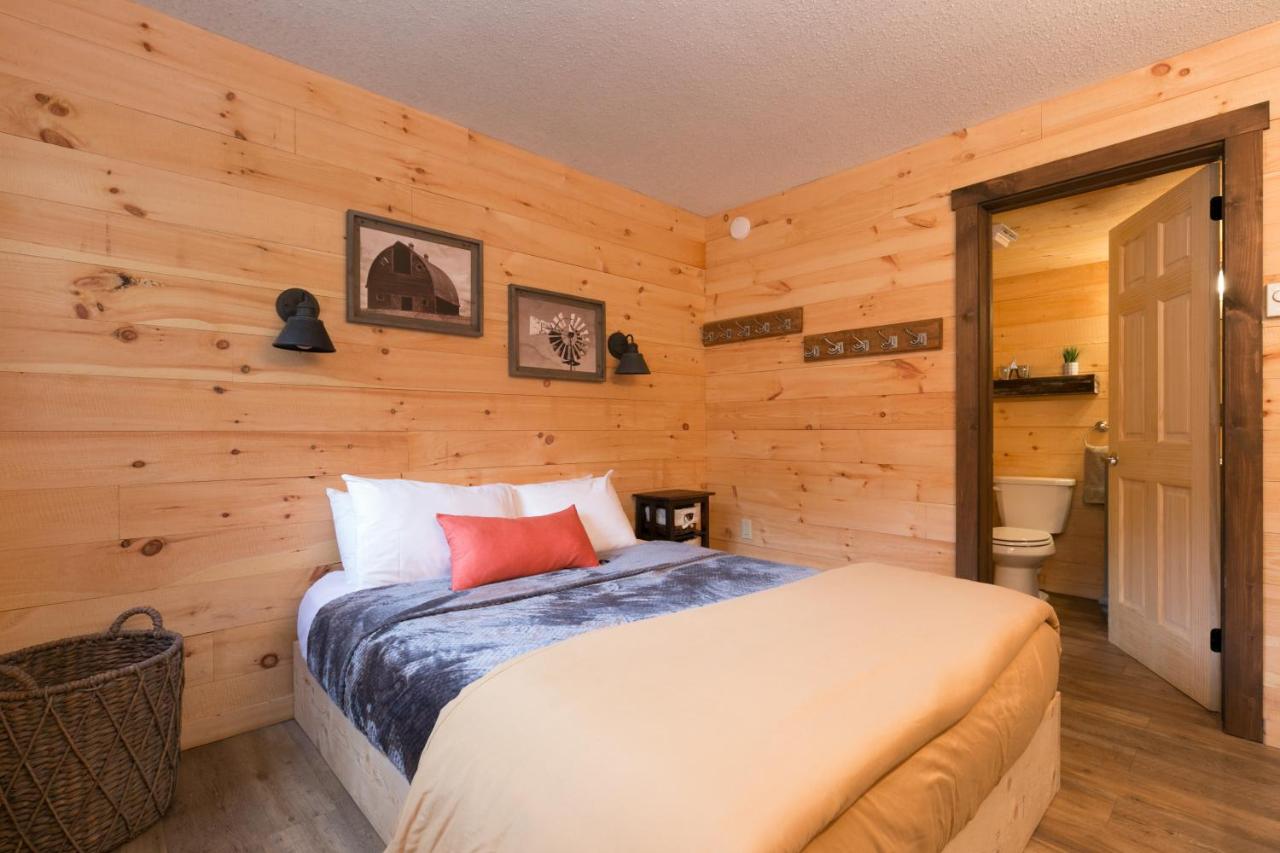 | Warren Lodge