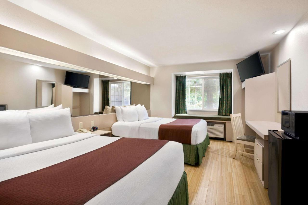 | Microtel Inn & Suites Lodi
