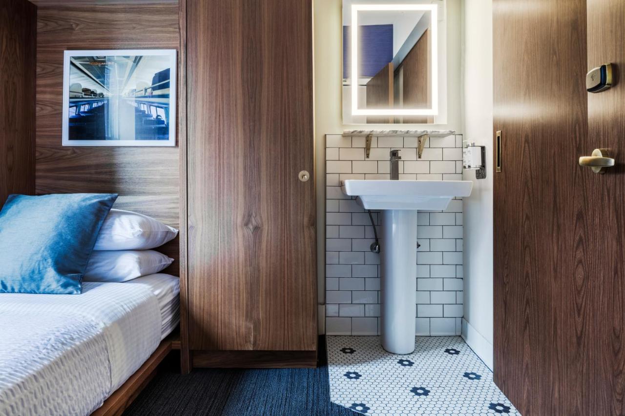 Single Room at Hotel Ivy Boston Common
