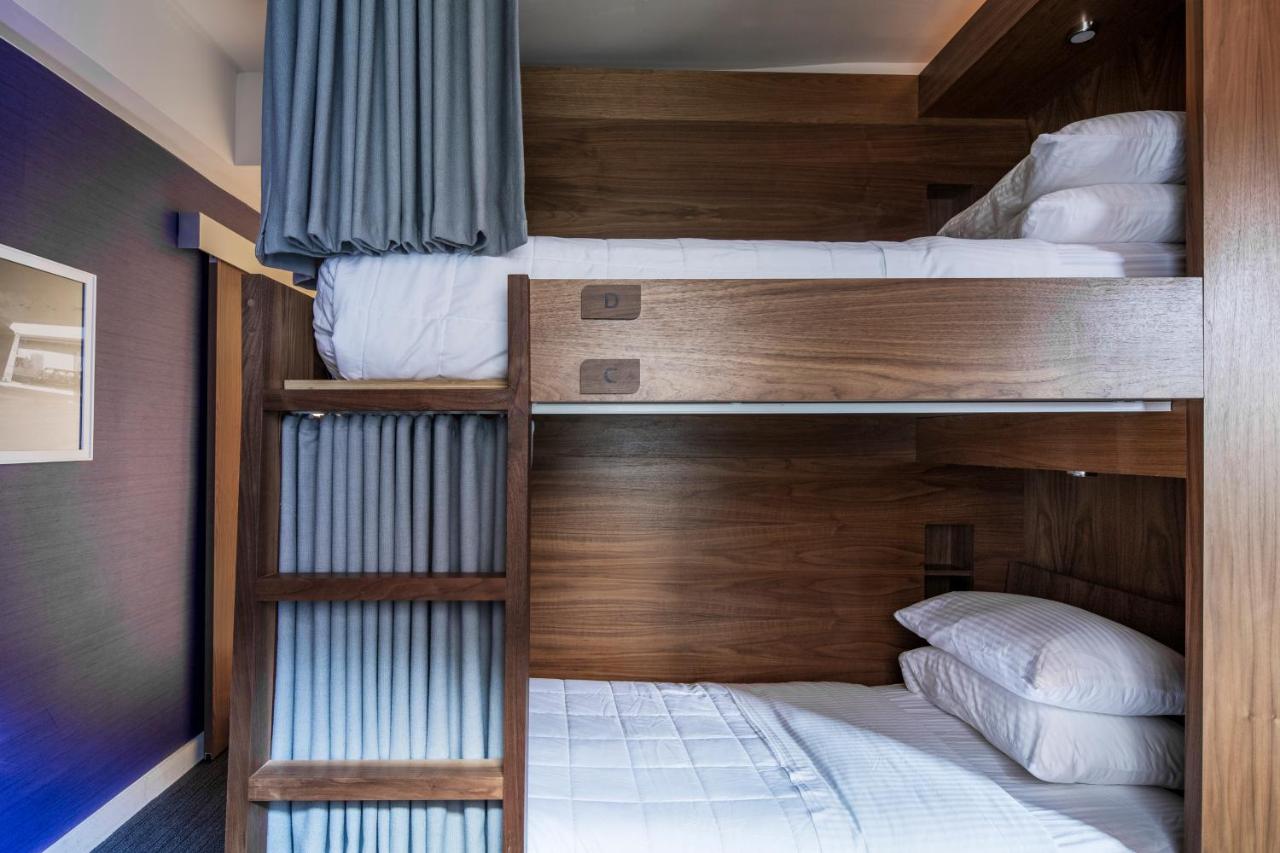 Bed in 4-Bed Mixed Dormitory Room at Hotel Ivy Boston Common