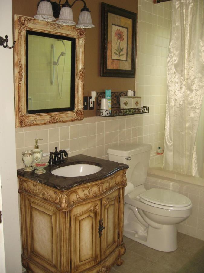 | Strickland Arms Bed and Breakfast