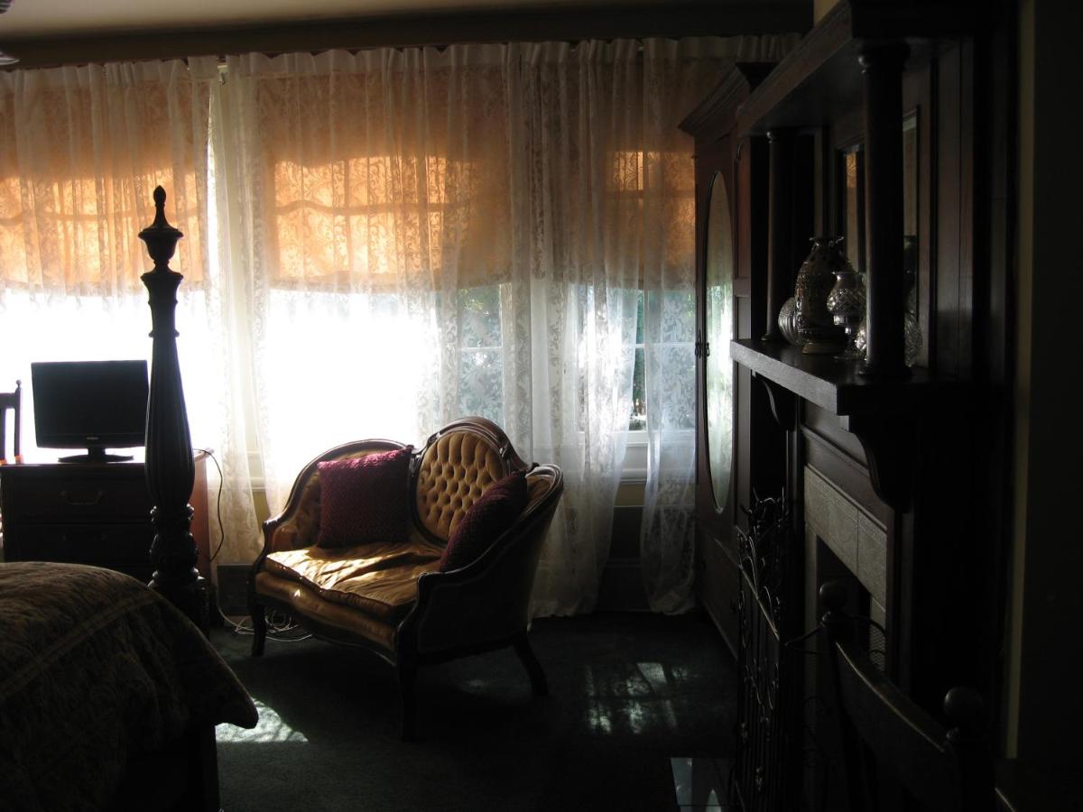 | Strickland Arms Bed and Breakfast