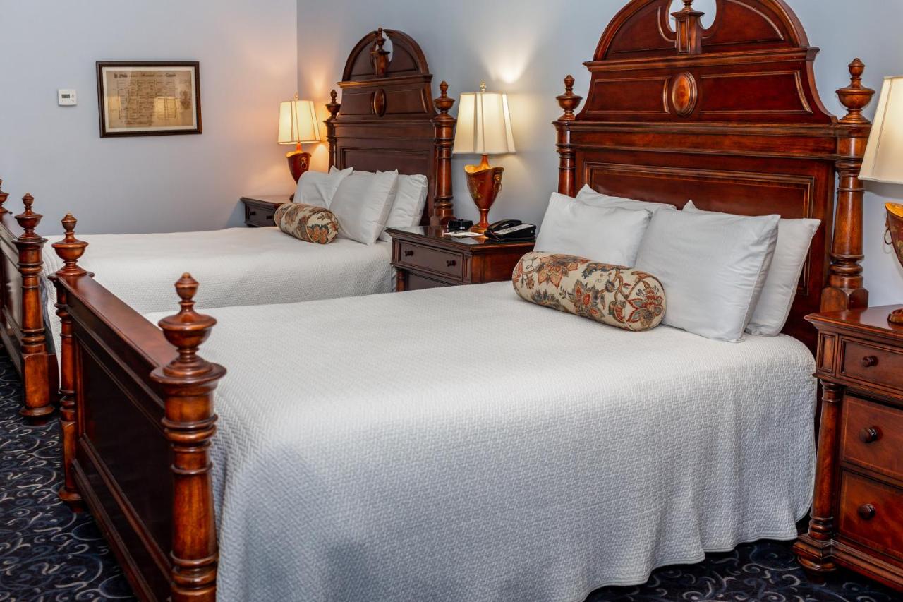 Deluxe Queen Room with Two Queen Beds at East Bay Inn, Historic Inns of Savannah Collection