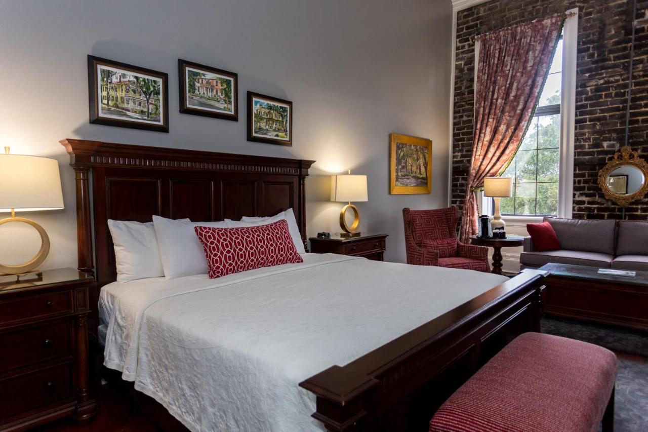 Superior King Room at East Bay Inn, Historic Inns of Savannah Collection