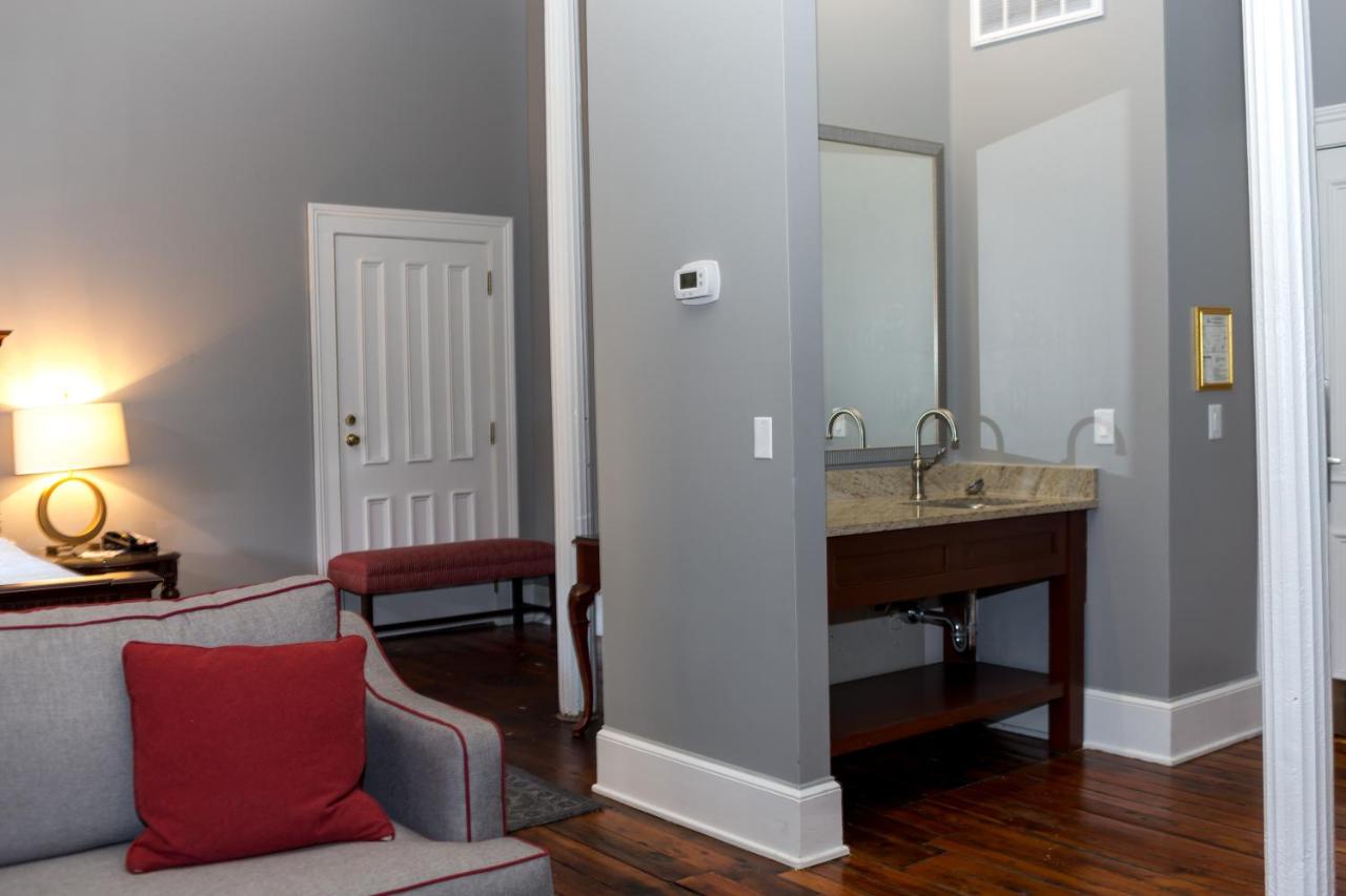 King Suite with Patio at East Bay Inn, Historic Inns of Savannah Collection